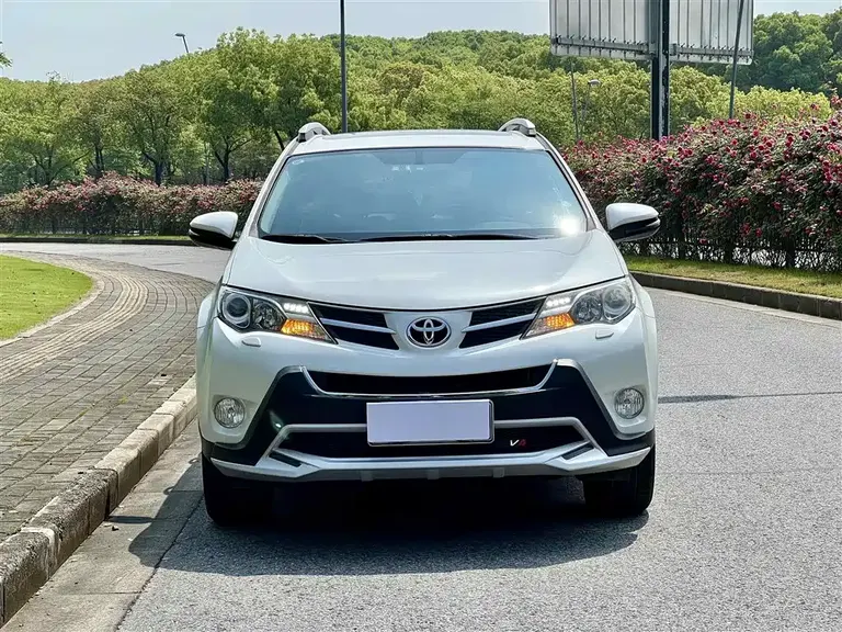 Toyota RAV4 2.5 L Auto 4 WD Elite