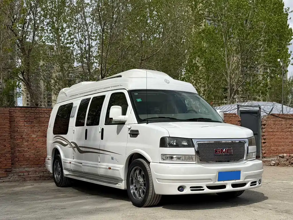 SAVANA SAVANA 2013款 6.0 L 2500 S运动版10座