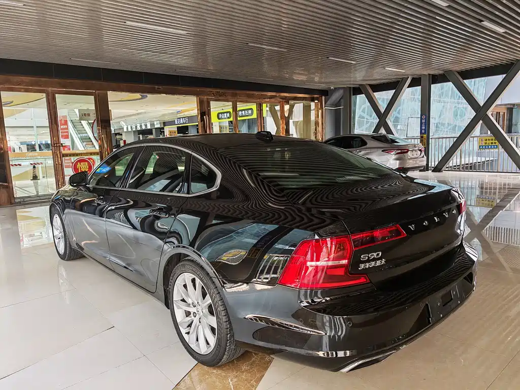 Volvo S90 T5 Smart Vision
