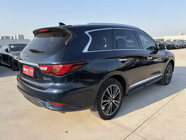 Infiniti QX60 (Import) 英菲尼迪QX60(进口) 2020款 2.5 S/C Hybrid 两驱卓越版