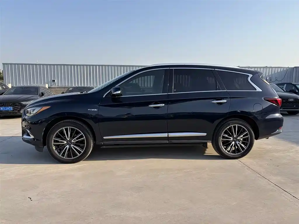Infiniti QX60 (Import) 英菲尼迪QX60(进口) 2020款 2.5 S/C Hybrid 两驱卓越版