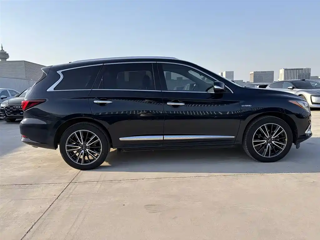 Infiniti QX60 (Import) 英菲尼迪QX60(进口) 2020款 2.5 S/C Hybrid 两驱卓越版