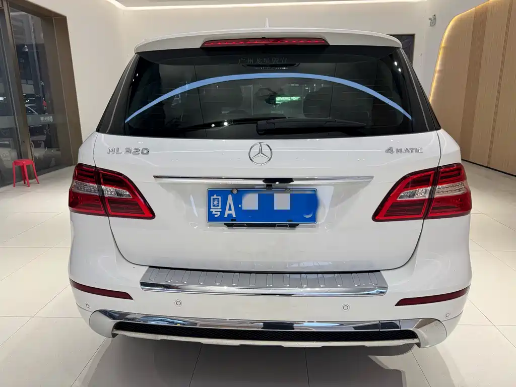 Mercedes-Benz M-Class ML 320 4 MATIC