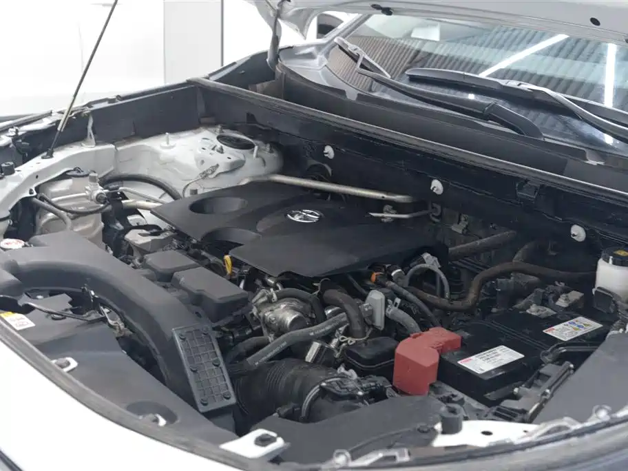 RAV4 2.0 L CVT 2 WD Urban