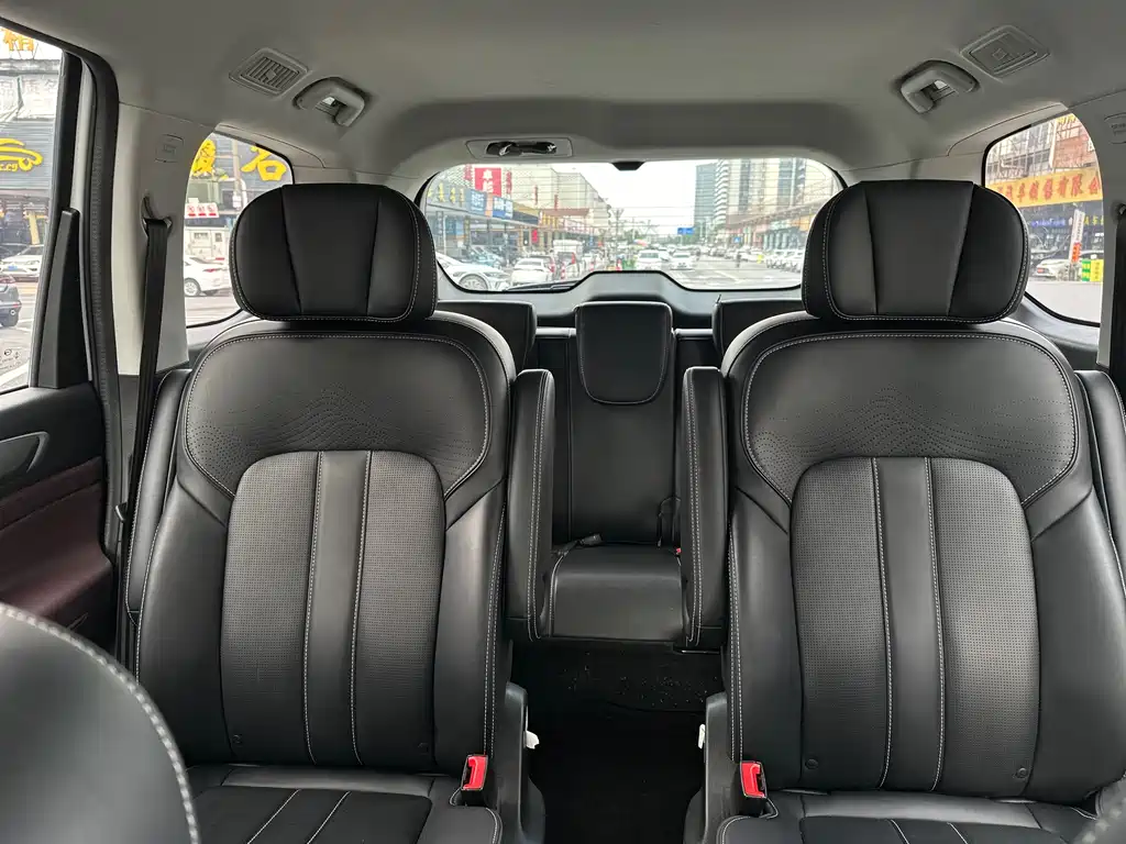 GAC Trumpchi M6 PRO 270 T DCT Luxury