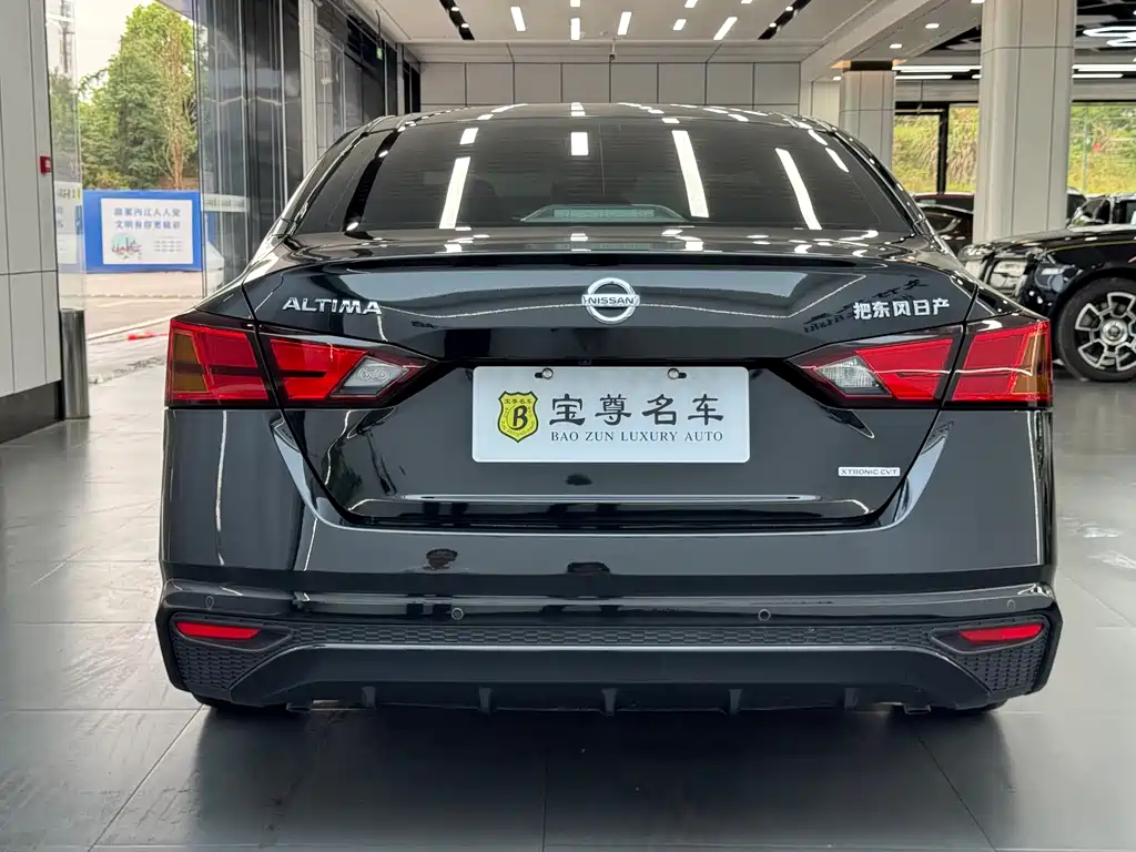 Teana 2.0 L XL Comfort