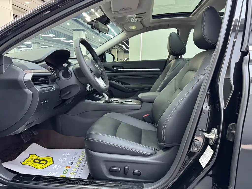 Teana 2.0 L XL Comfort