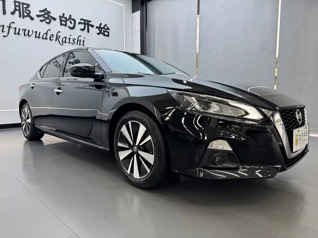 Teana 2.0 L XL Comfort