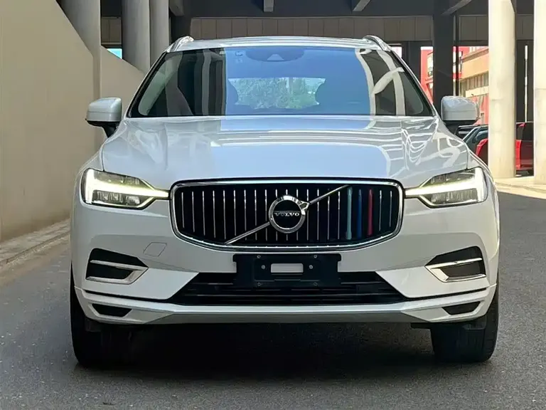 Volvo XC60 T5 4 WD Smart Ease