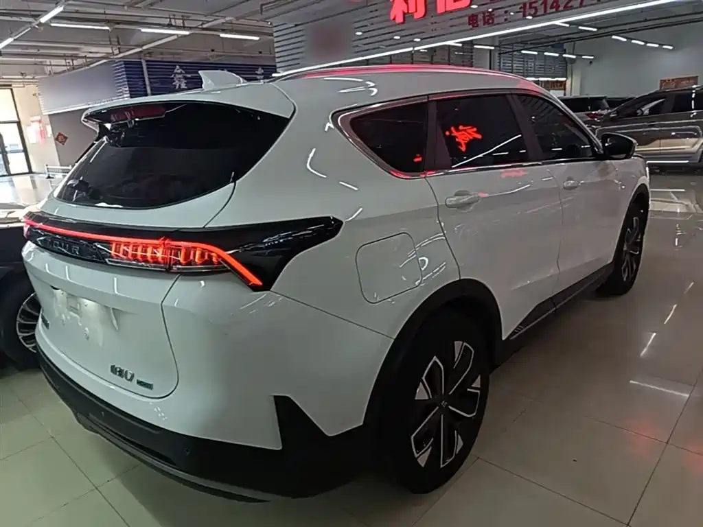 Jetour Shanhai L7 1.5 T 120 km Comfort Enjoyment 5-seat
