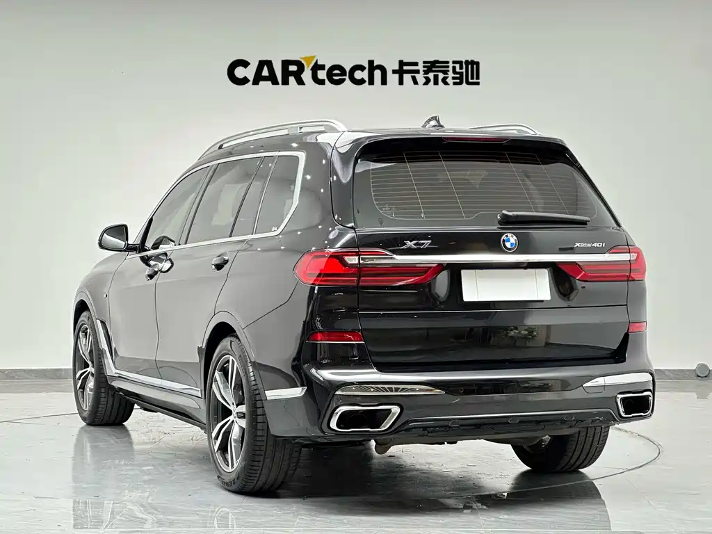 BMW X7 xDrive40 i Premium M Sport Package