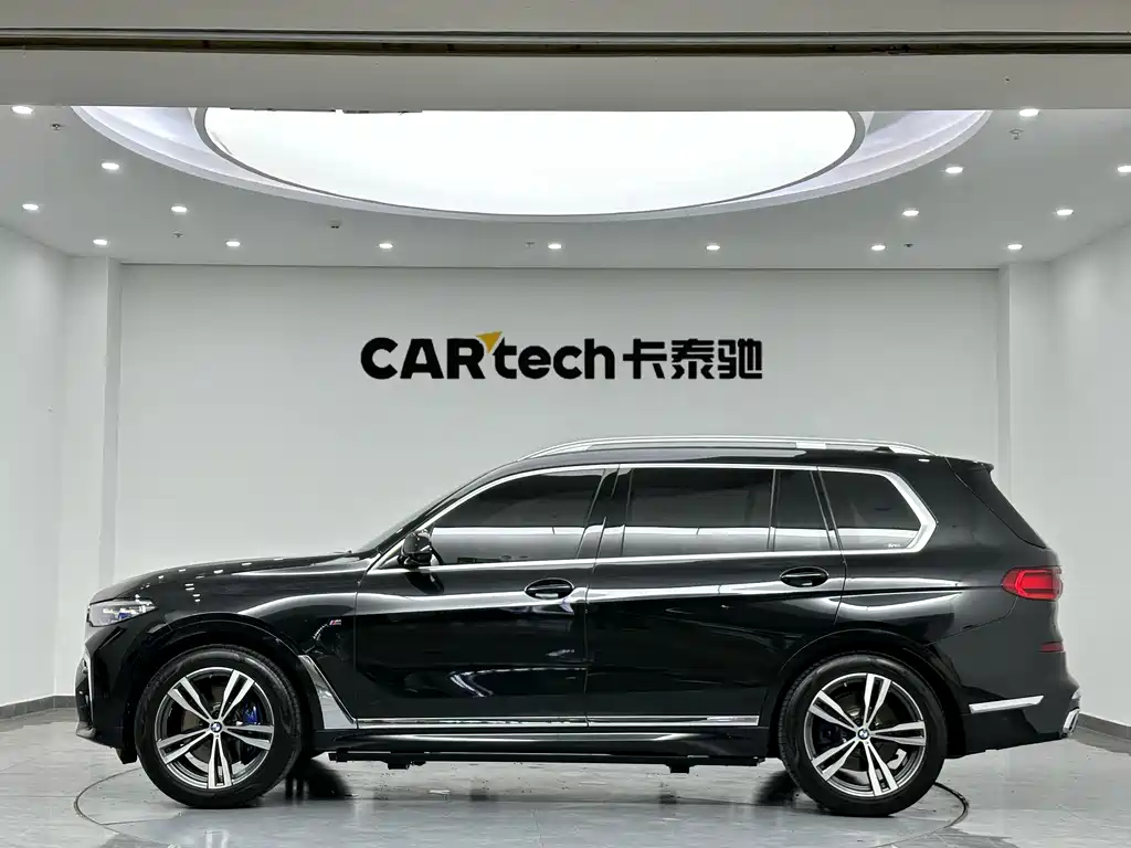 BMW X7 xDrive40 i Premium M Sport Package