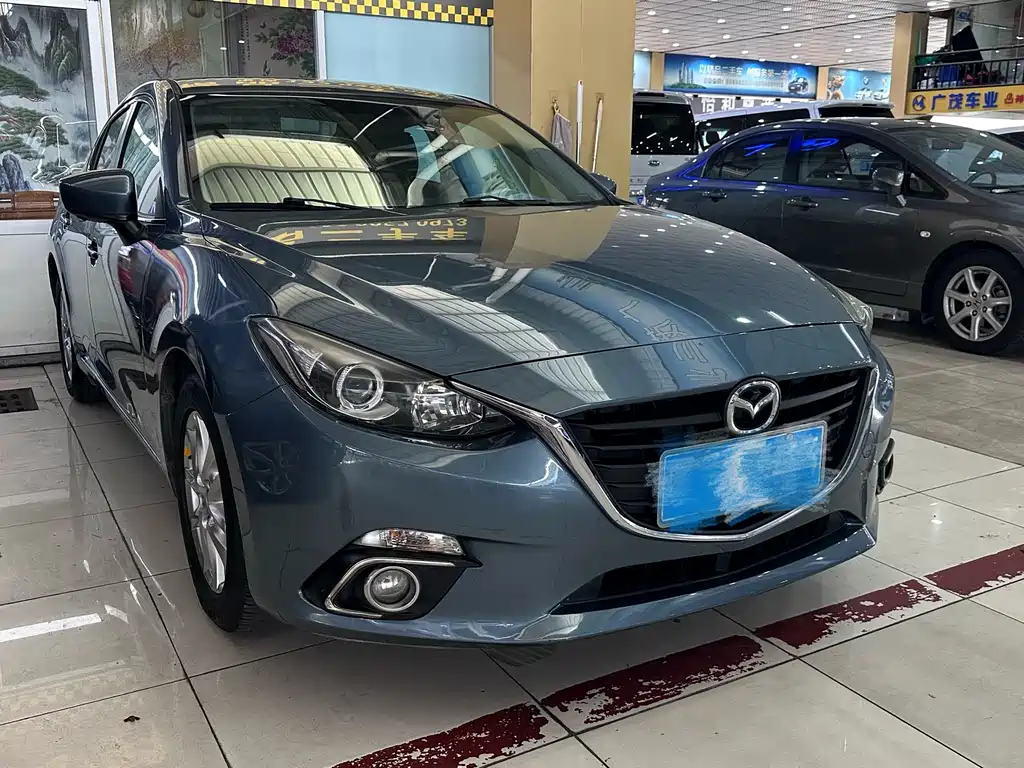 Mazda 3 Axela Sedan 1.5 L Auto Comfort