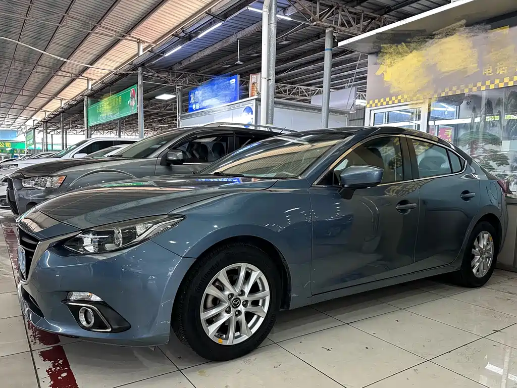 Mazda 3 Axela Sedan 1.5 L Auto Comfort