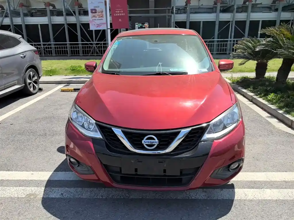 Tiida 1.6 L CVT Cool Motion