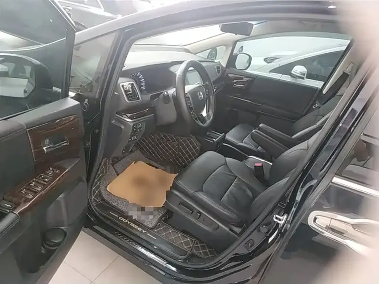 Honda Odyssey 2.0 L Sharp· Premium
