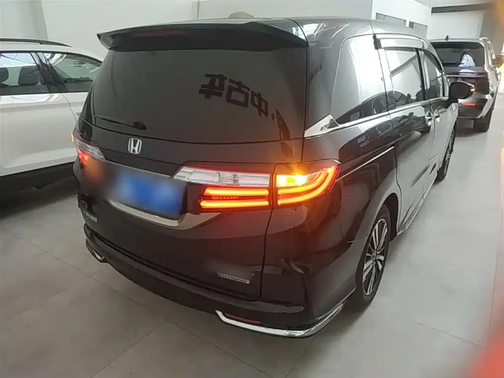 Odyssey 2.0 L Sharp· Premium