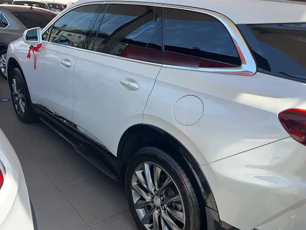 Enclave 652 T 2 WD Distinguished 7-seat