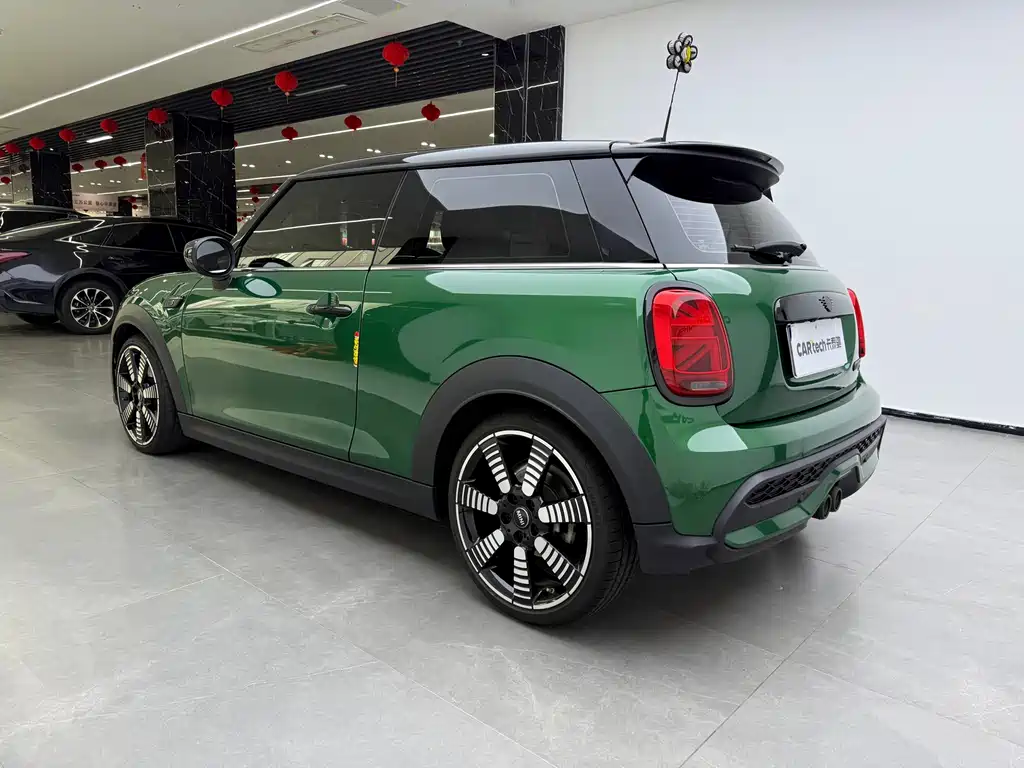 MINI Facelift 2.0 T COOPER S Artist