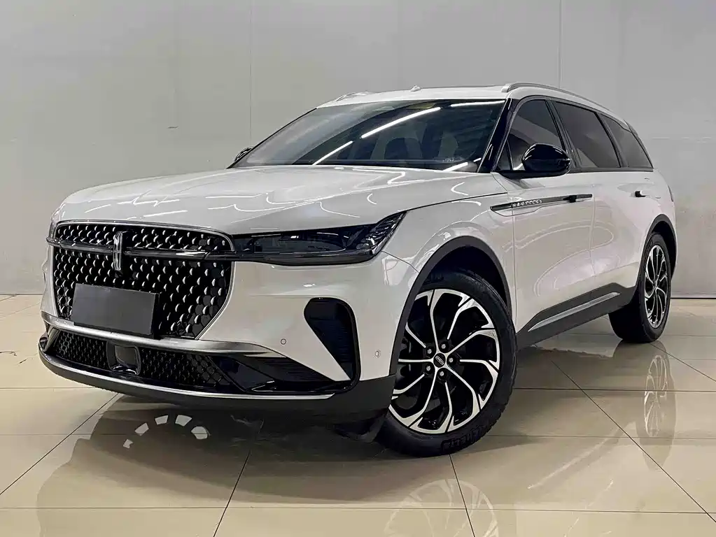 Nautilus 2.0 T 4 WD Supreme Wise