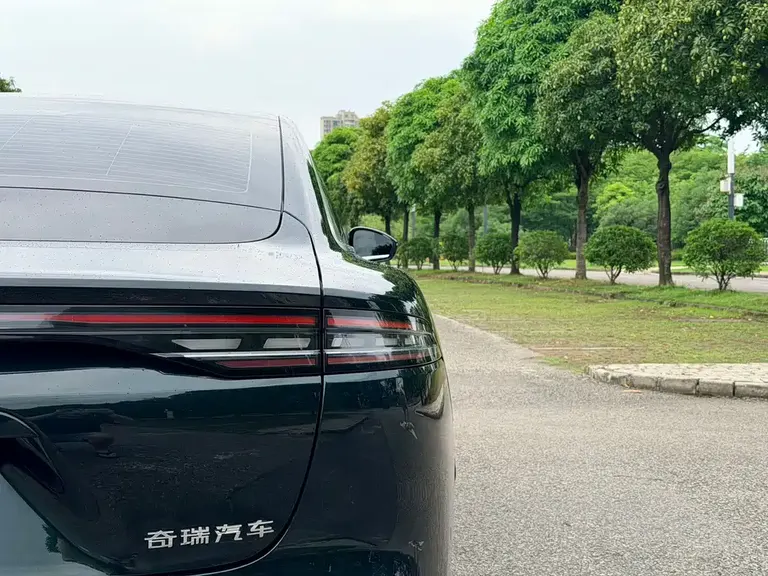 Chery Fengyun A9 L 260 Ultra Long Range Distinguished