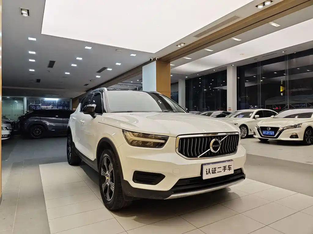 Volvo XC40 T3 Smart Vision Luxury