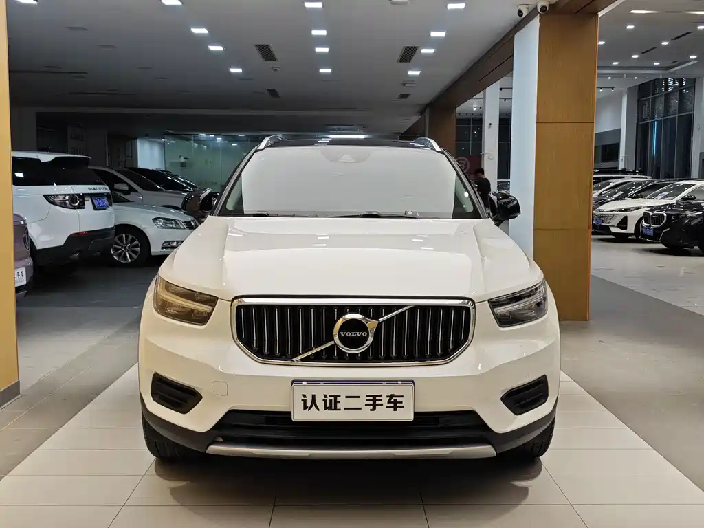 Volvo XC40 T3 Smart Vision Luxury