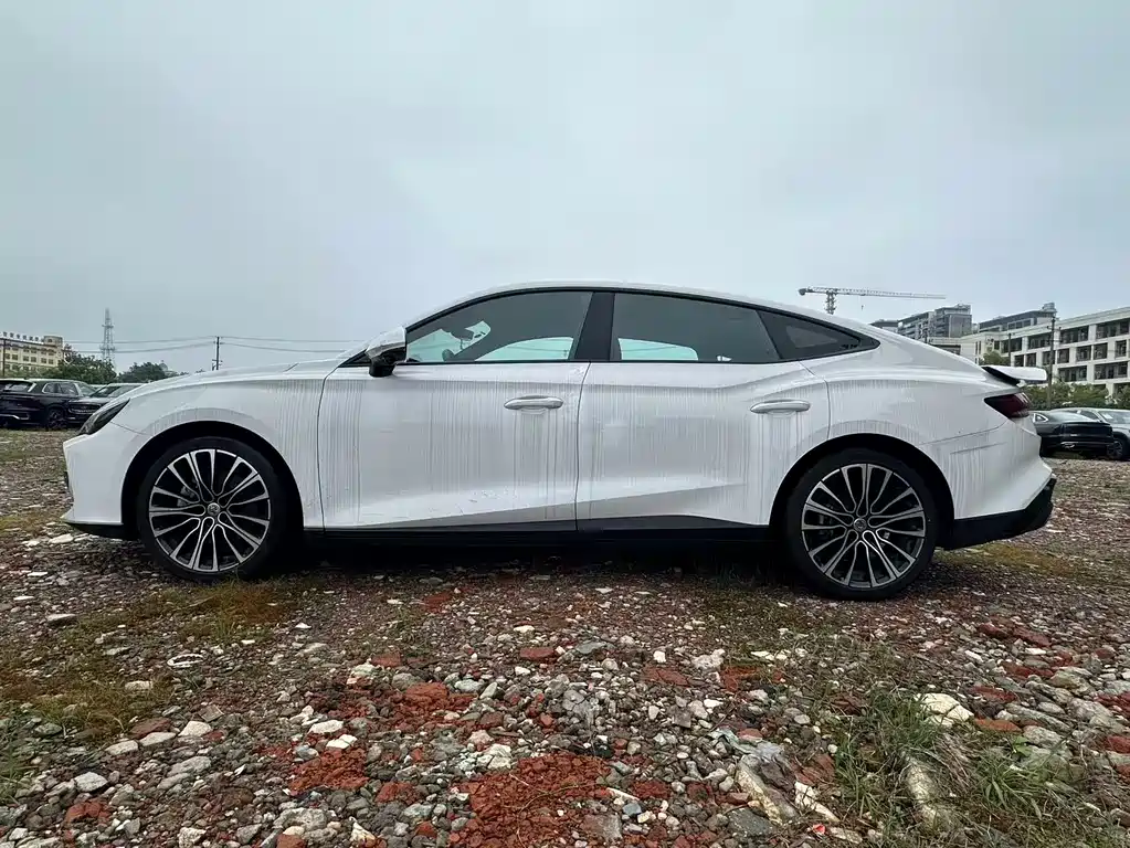 MG7 1.5 T DCT Supreme Beauty Luxury