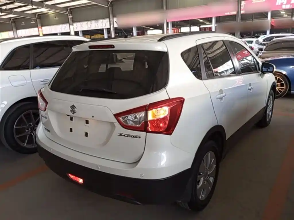 S-Cross 锋驭 2014款 1.6 L 手动两驱进取型