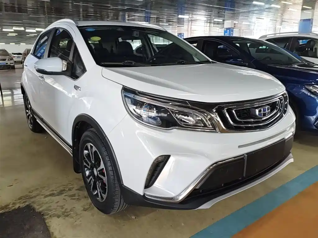 Vision X3 1.5 L Auto Distinguished