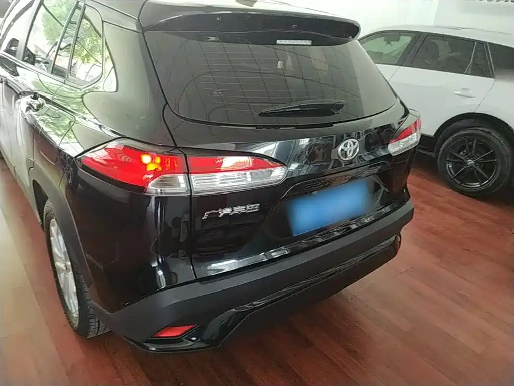 Frontlander 2.0 L CVT Leading