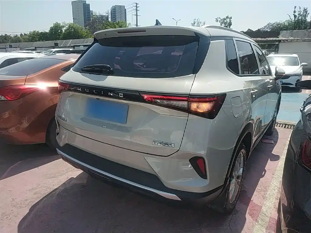 Wuling Xingchen 1.5 T Manual Star Joy