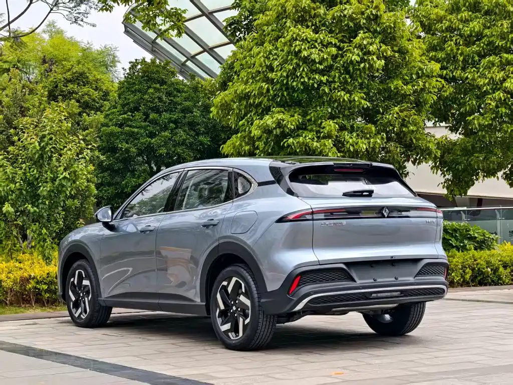 Baojun Yunhai 宝骏云海 2026款 140 km 插混标准版
