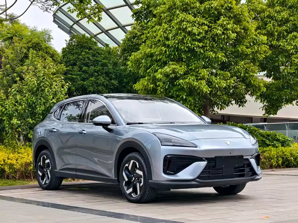 Baojun Yunhai 宝骏云海 2026款 140 km 插混标准版