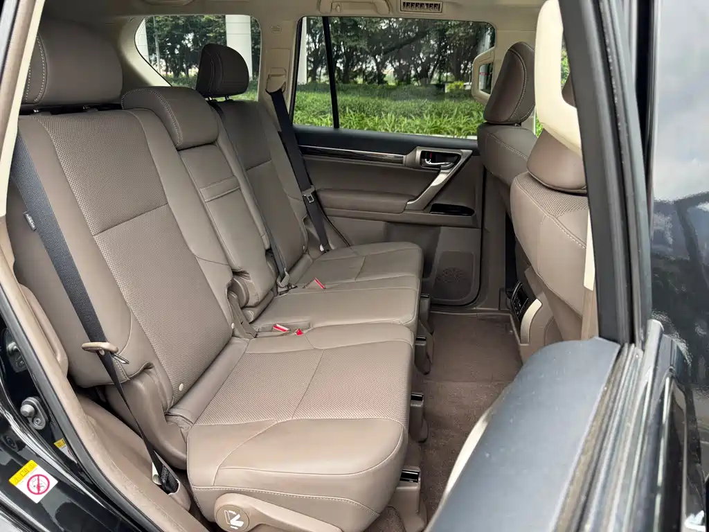 Lexus GX 400 Luxury