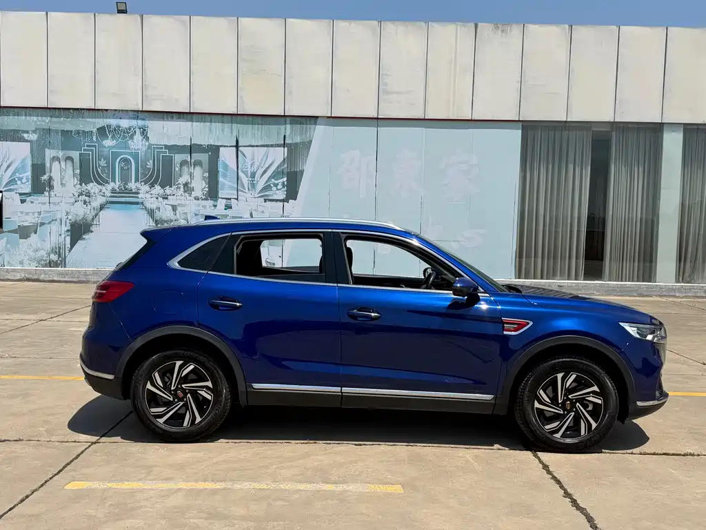Hongqi HS5 Facelift 2.0 T Connected Flagship Enjoyment