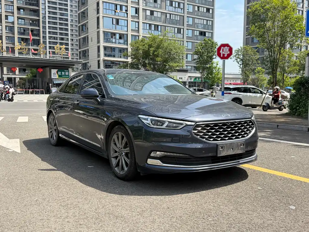 Taurus EcoBoost 245 Premium