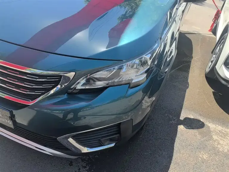 Peugeot 5008 350 THP 5-seat Elite