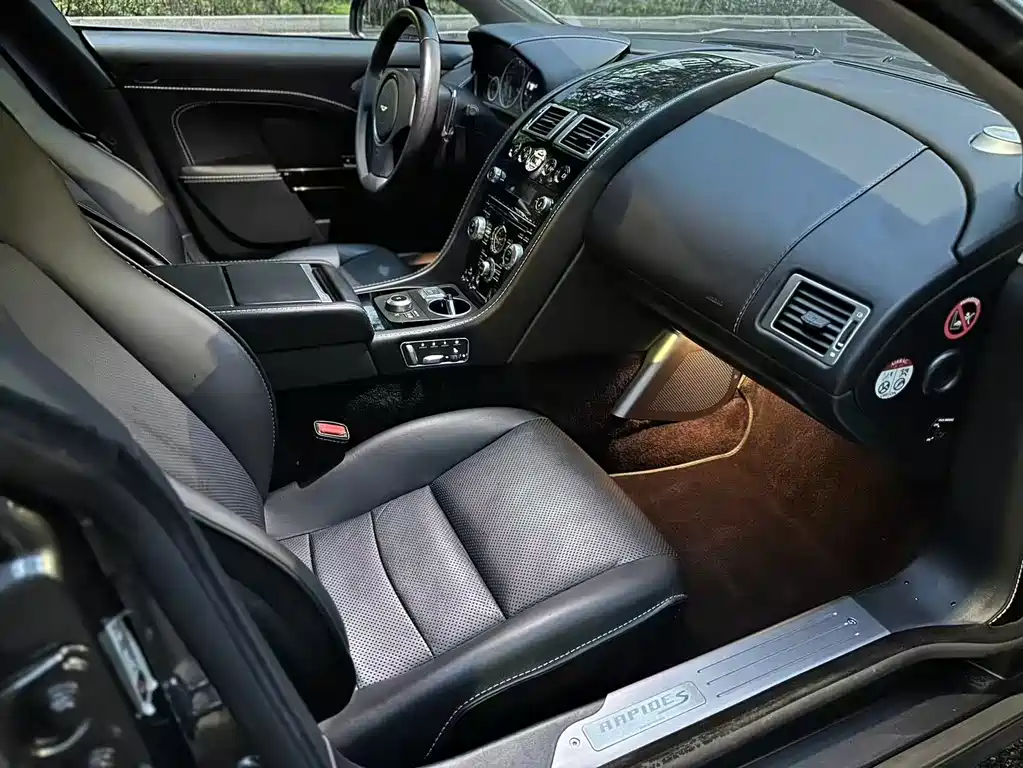 Rapide 6.0 L S