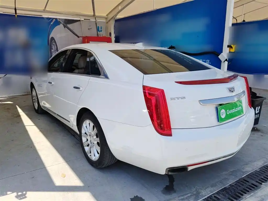 Cadillac XTS 28 T Elite