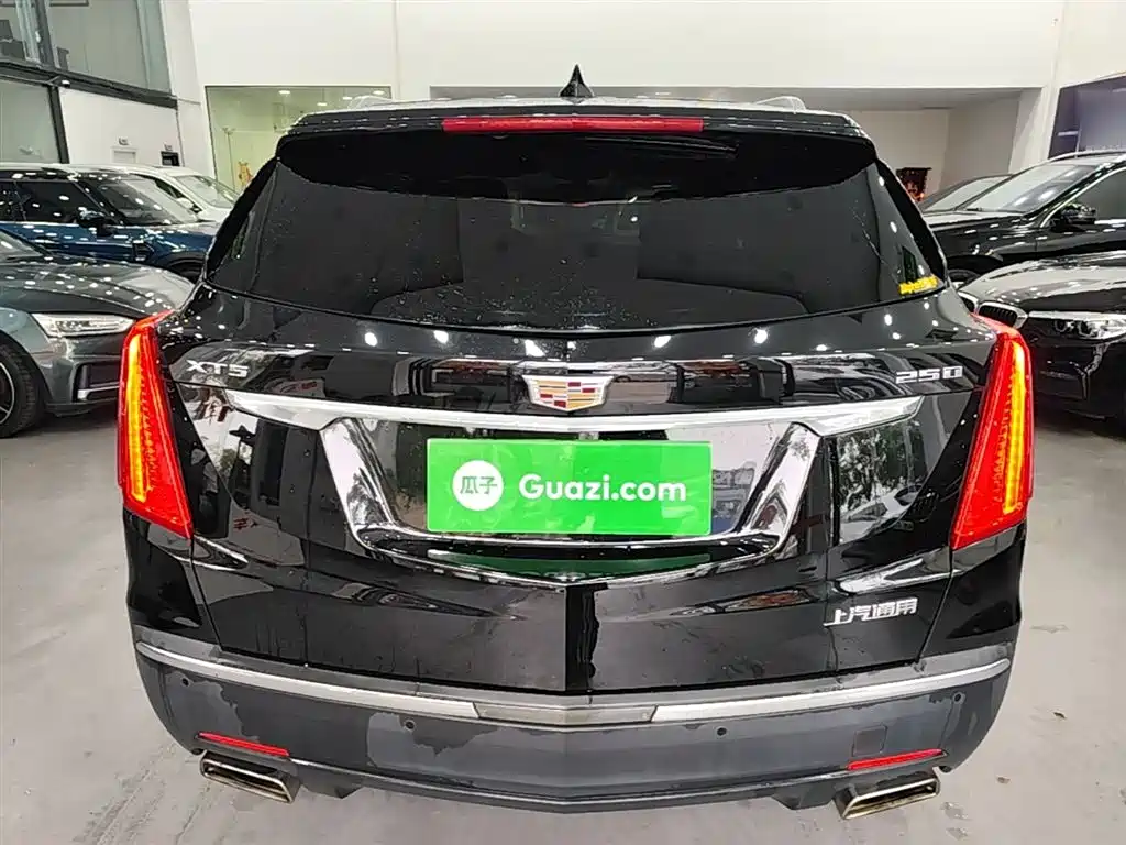 Cadillac XT5 Anniversary Celebration 25 T Luxury
