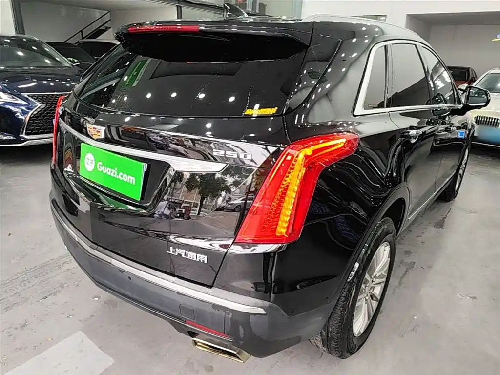Cadillac XT5 Anniversary Celebration 25 T Luxury