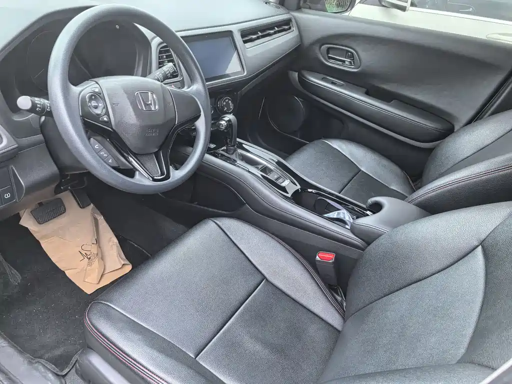 Vezel 1.5 L CVT Pioneer