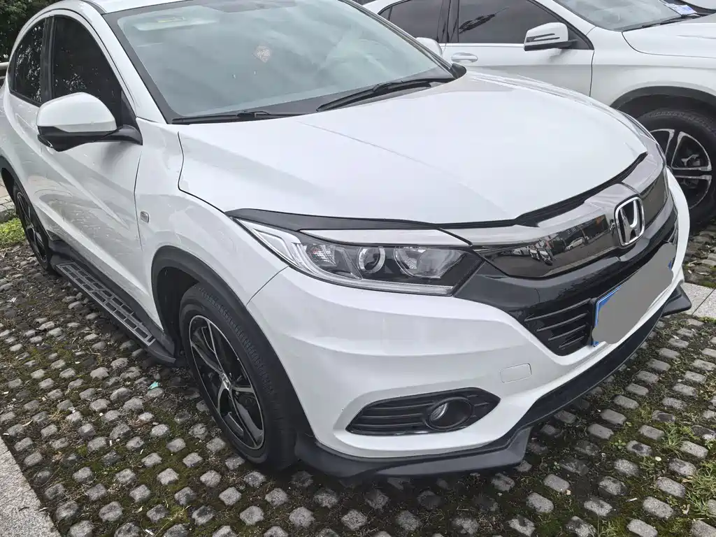 Vezel 1.5 L CVT Pioneer