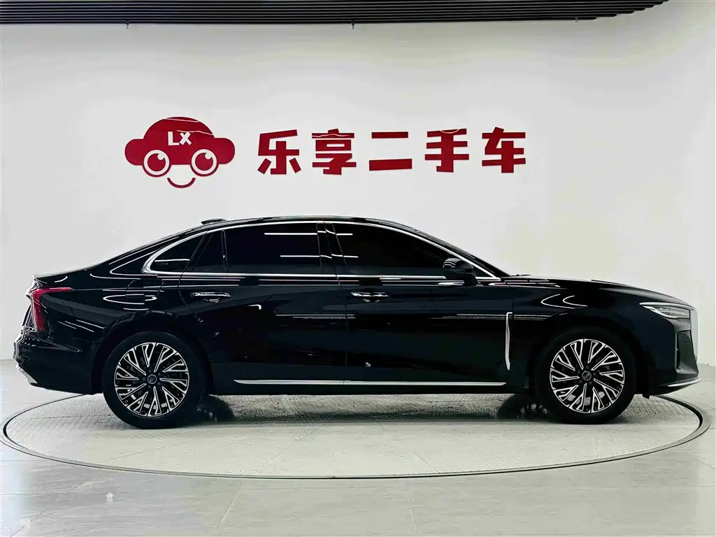 Hongqi H5 2.0 T Auto Flagship Smooth