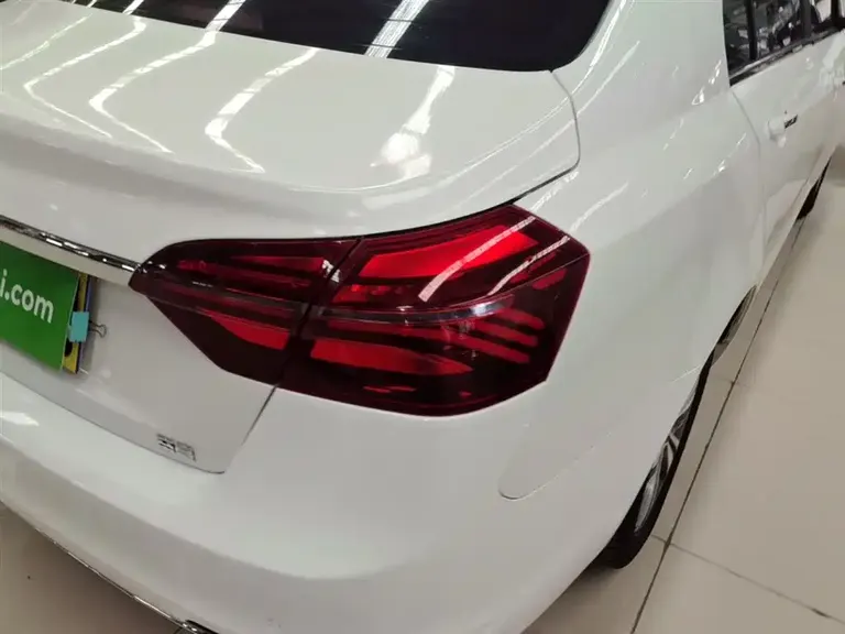 Geely Emgrand 1.5 L CVT Upward Connected