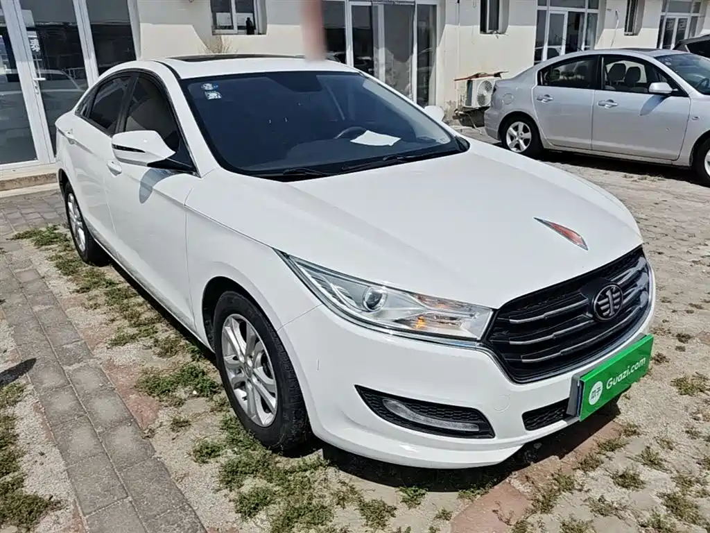Besturn B50 1.6 L Auto Luxury