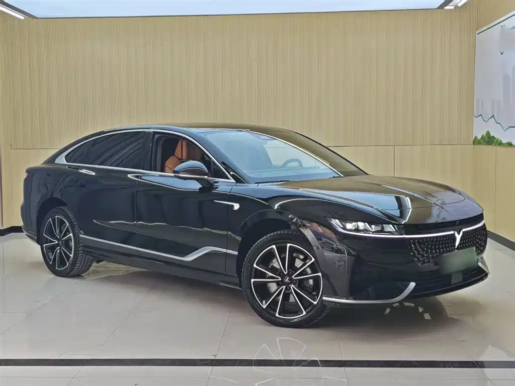 Voyah Zhuiguang PHEV 4 WD Ultra Long Range Flagship