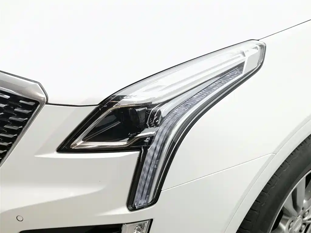 Cadillac XT5 2.0 T 4 WD Luxury