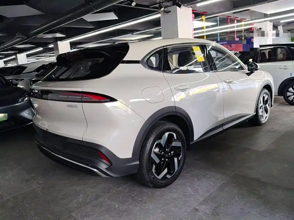 Baojun Yunhai 宝骏云海 2026款 140 km 插混标准版